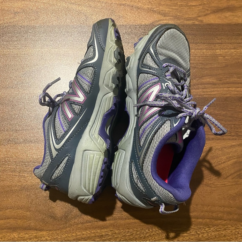 New Balance All Terrain 412 v2 Women’s Sneakers Size 7.5 Wide